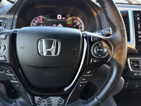 Used 2017 Honda Pilot Elite image 33