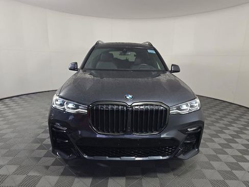 Used 2022 BMW X7 xDrive40i w/ M Sport Package image 2