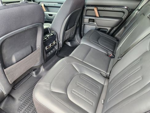 Certified 2023 Land Rover Defender 110 X image 31