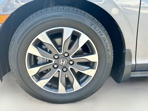 Certified 2023 Honda Odyssey EX-L image 32