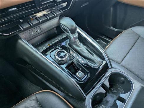 Used 2024 GMC Canyon AT4 w/ AT4 Premium Package image 12