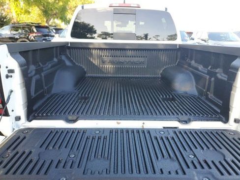 New 2026 Nissan Frontier SV w/ Tow Package image 5