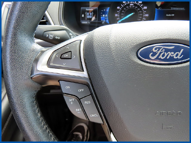 Used 2024 Ford Edge SEL AWD/4WD image 15