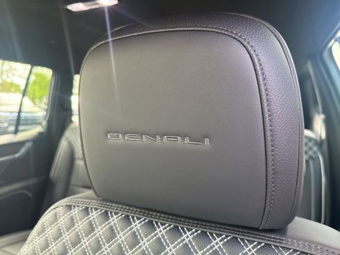 New 2026 GMC Acadia Denali w/ Super Cruise Package AWD/4WD image 70