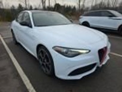 Used 2023 Alfa Romeo Giulia Veloce