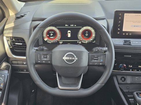 Certified 2026 Nissan Rogue SL AWD/4WD image 15