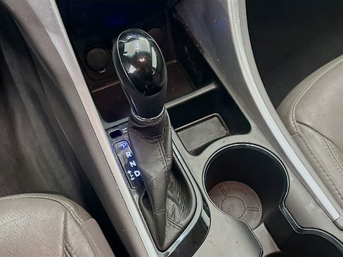 Used 2012 Hyundai Sonata Limited w/ Navigation Pkg image 25