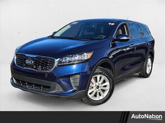 Used 2019 Kia Sorento LX image 1