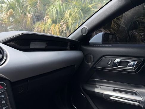 Used 2015 Ford Mustang GT Premium image 19