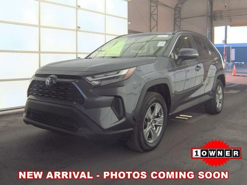 Used 2023 Toyota RAV4 XLE w/ Convenience Package image 1