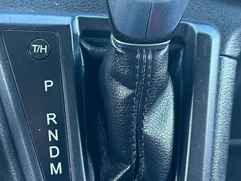 Used 2019 Ford Transit 250 T-250 SRW 156 WB 9000 GVWR image 18