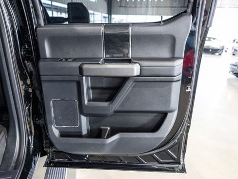 Used 2022 Ford F250 Platinum w/ FX4 Off-Road Package AWD/4WD image 30