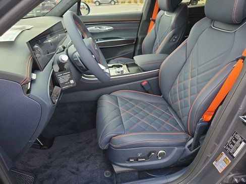 New 2026 Genesis GV70 3.5T Sport Prestige image 9