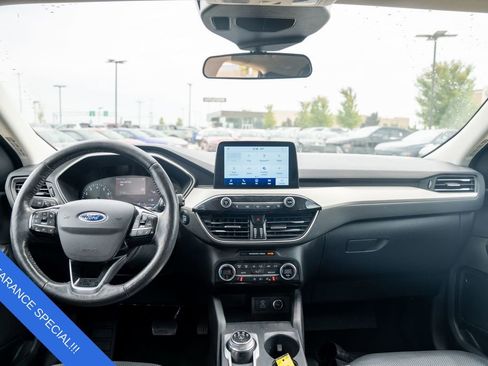 Used 2021 Ford Escape SEL image 15