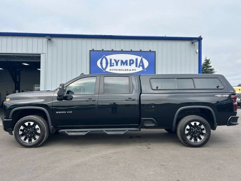 Used 2020 Chevrolet Silverado 2500 Custom w/ Custom Value Package AWD/4WD image 1