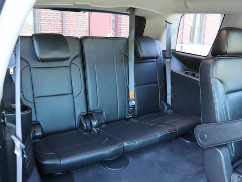 Used 2019 Chevrolet Tahoe LT image 16