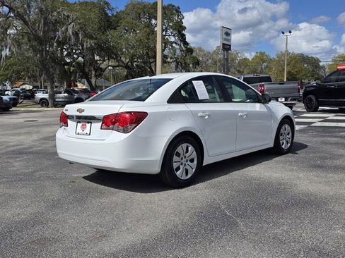 Used 2014 Chevrolet Cruze LS image 5