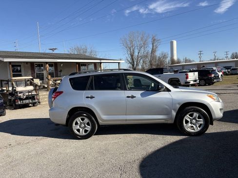 Used 2012 Toyota RAV4 4WD image 8