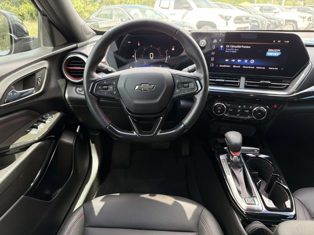 Used 2024 Chevrolet Trax RS w/ Sunroof Package FWD image 22