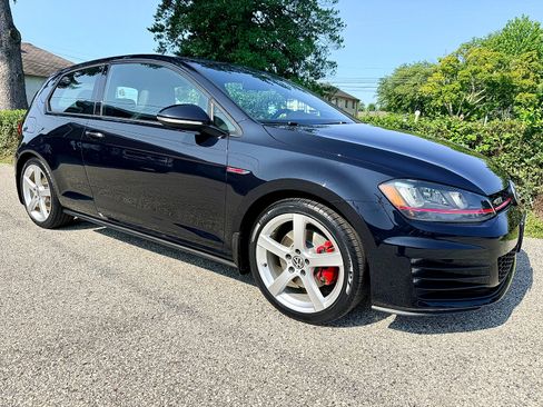 Used 2015 Volkswagen GTI SE w/ Lighting Package (SEL) FWD image 2