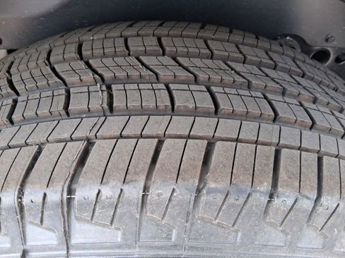 New 2026 Nissan Frontier SV w/ SV Convenience Package image 30