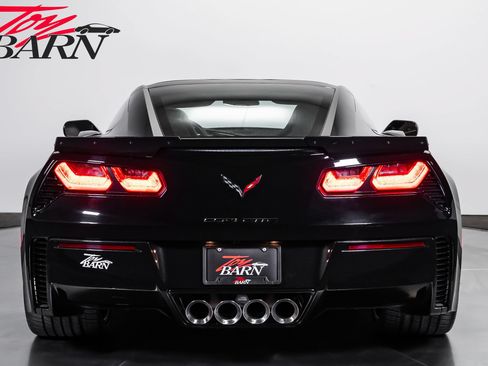 Used 2017 Chevrolet Corvette Grand Sport RWD image 4