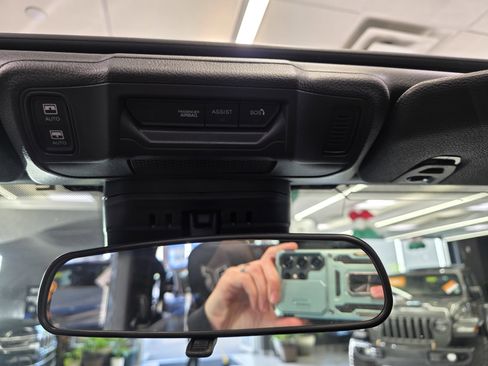 New 2025 Jeep Wrangler Unlimited Sport image 19