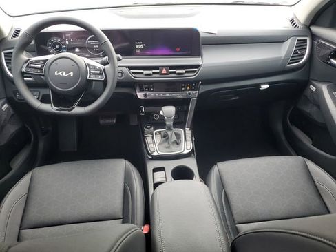 New 2026 Kia Seltos SX w/ SX Sunroof Package image 16
