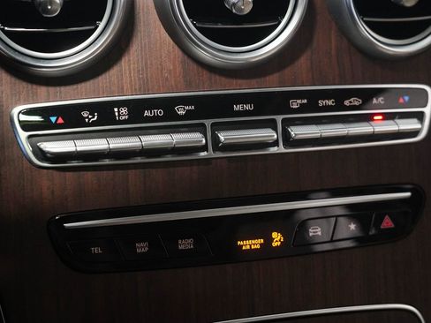 Certified 2022 Mercedes-Benz GLC 300 4MATIC image 25