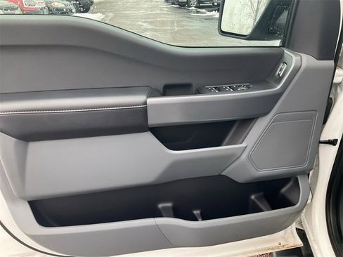 Used 2023 Ford F150 XLT w/ XTR Package image 24