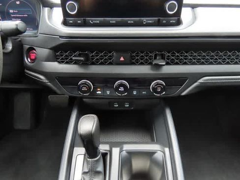 Certified 2023 Honda Accord LX image 19