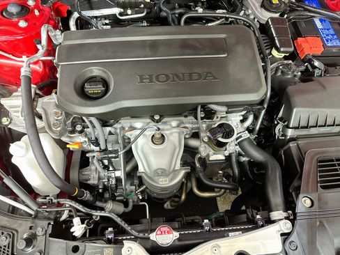 Used 2025 Honda Civic Sport image 31