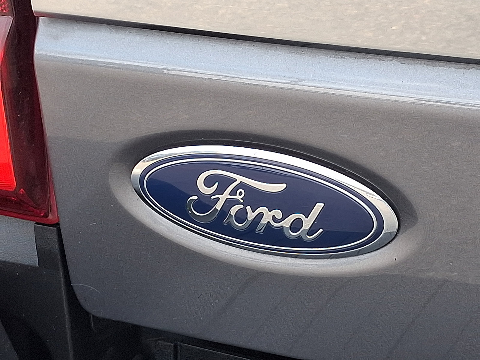 Used 2024 Ford F350 Platinum AWD/4WD image 30