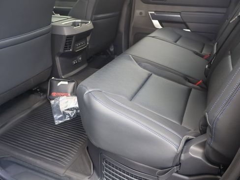 New 2025 Toyota Tundra Platinum AWD/4WD image 27