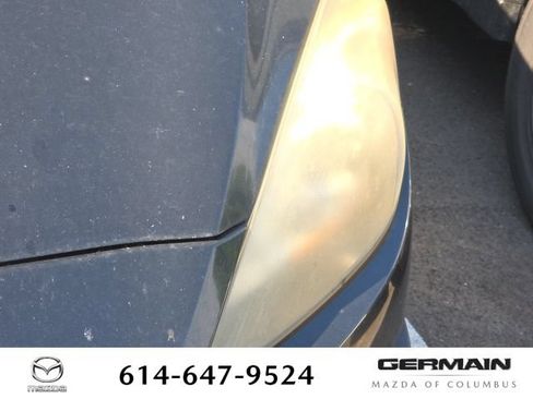 Used 2010 MAZDA MAZDA3 i Touring FWD image 12