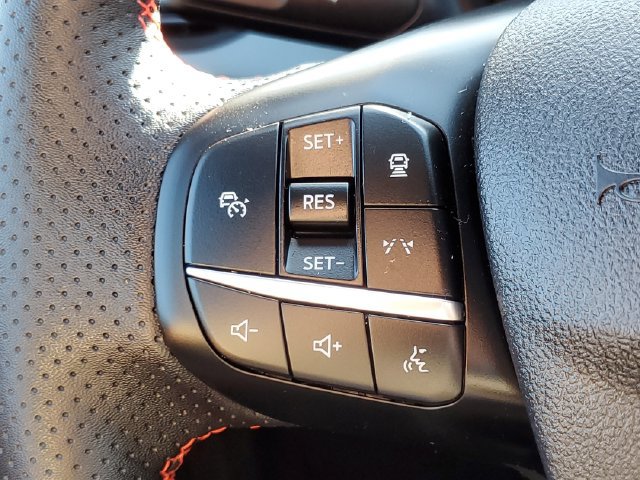 Certified 2024 Ford Escape ST-Line w/ Tech Pack #1 AWD/4WD image 16
