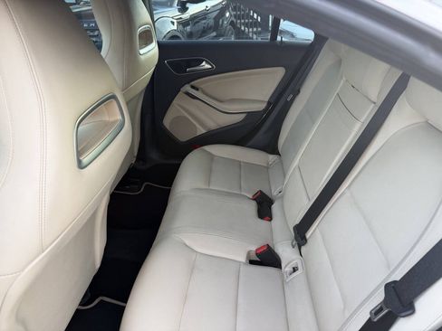Used 2018 Mercedes-Benz CLA 250 image 9