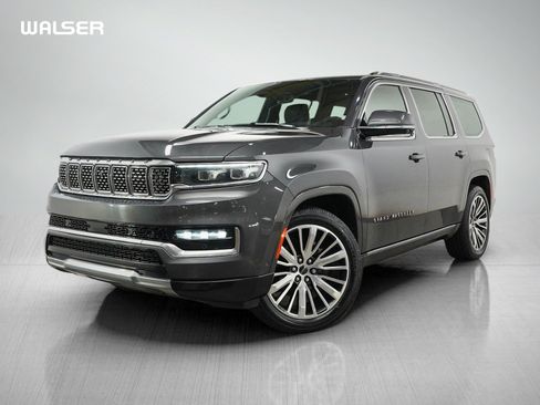 Used 2022 Jeep Grand Wagoneer Series III w/ Rear-Seat Entertainment Group AWD/4WD image 1