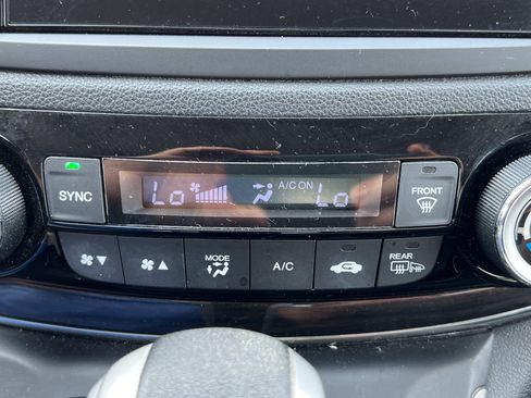 Used 2015 Honda CR-V Touring image 23