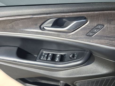 Used 2023 Jeep Grand Cherokee L Limited image 20