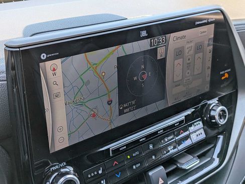 Used 2020 Toyota Highlander Limited AWD/4WD image 28