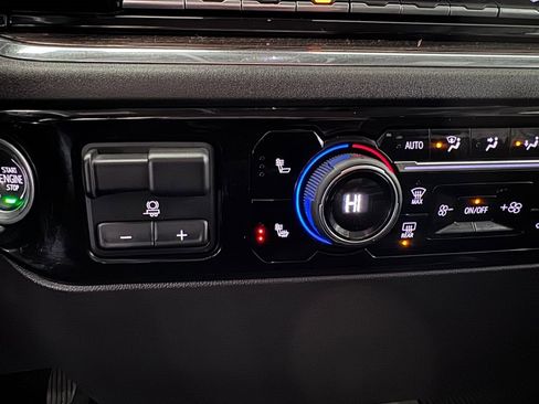 Certified 2023 Chevrolet Silverado 1500 LT Trail Boss image 22