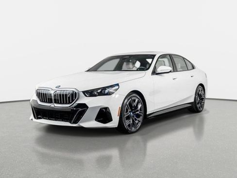 Used 2025 BMW i5 xDrive40 w/ M Sport Package AWD/4WD image 19
