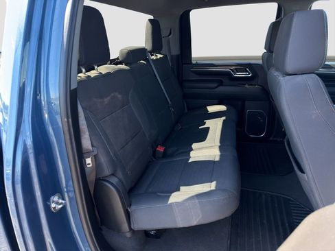 Used 2024 Chevrolet Silverado 2500 LT AWD/4WD image 19