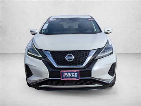 Used 2019 Nissan Murano S image 2