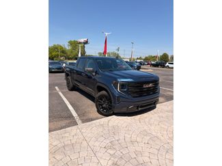 Used 2023 GMC Sierra 1500 Pro w/ Graphite Edition video 1