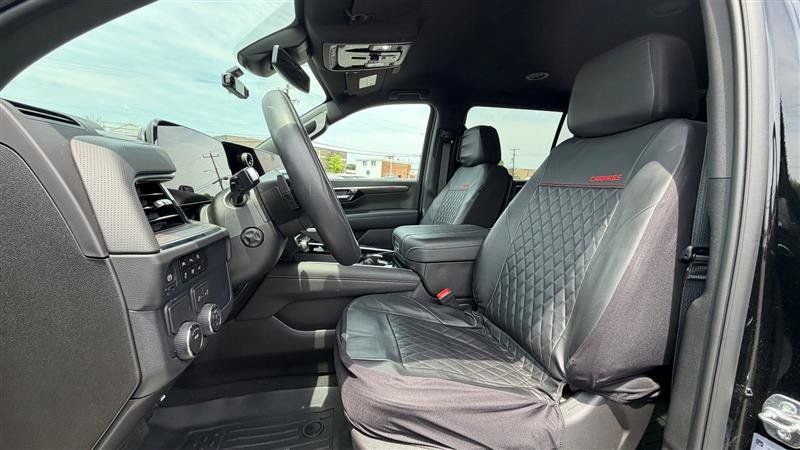Used 2026 Chevrolet Suburban Premier RWD image 24