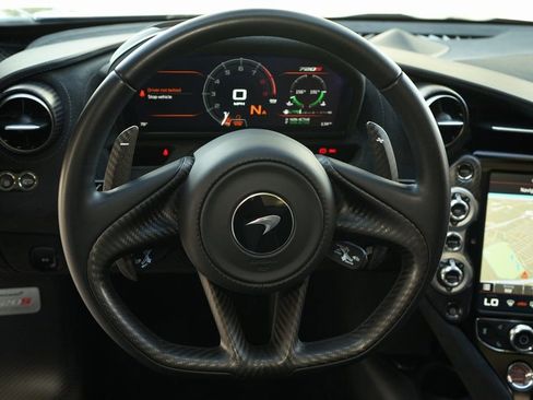 Used 2020 McLaren 720S Spider RWD image 16
