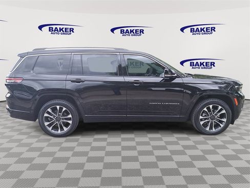 Used 2022 Jeep Grand Cherokee L Overland w/ Luxury Tech Group IV image 2