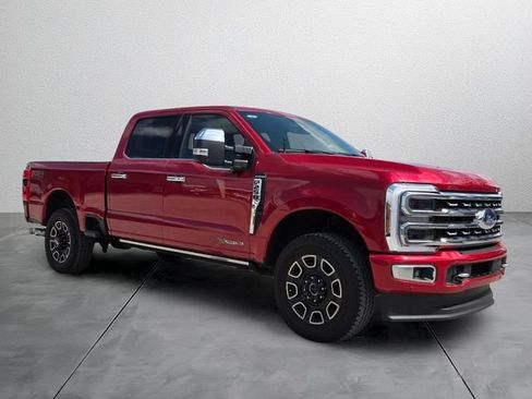 Used 2024 Ford F250 Platinum w/ FX4 Off-Road Package AWD/4WD image 6
